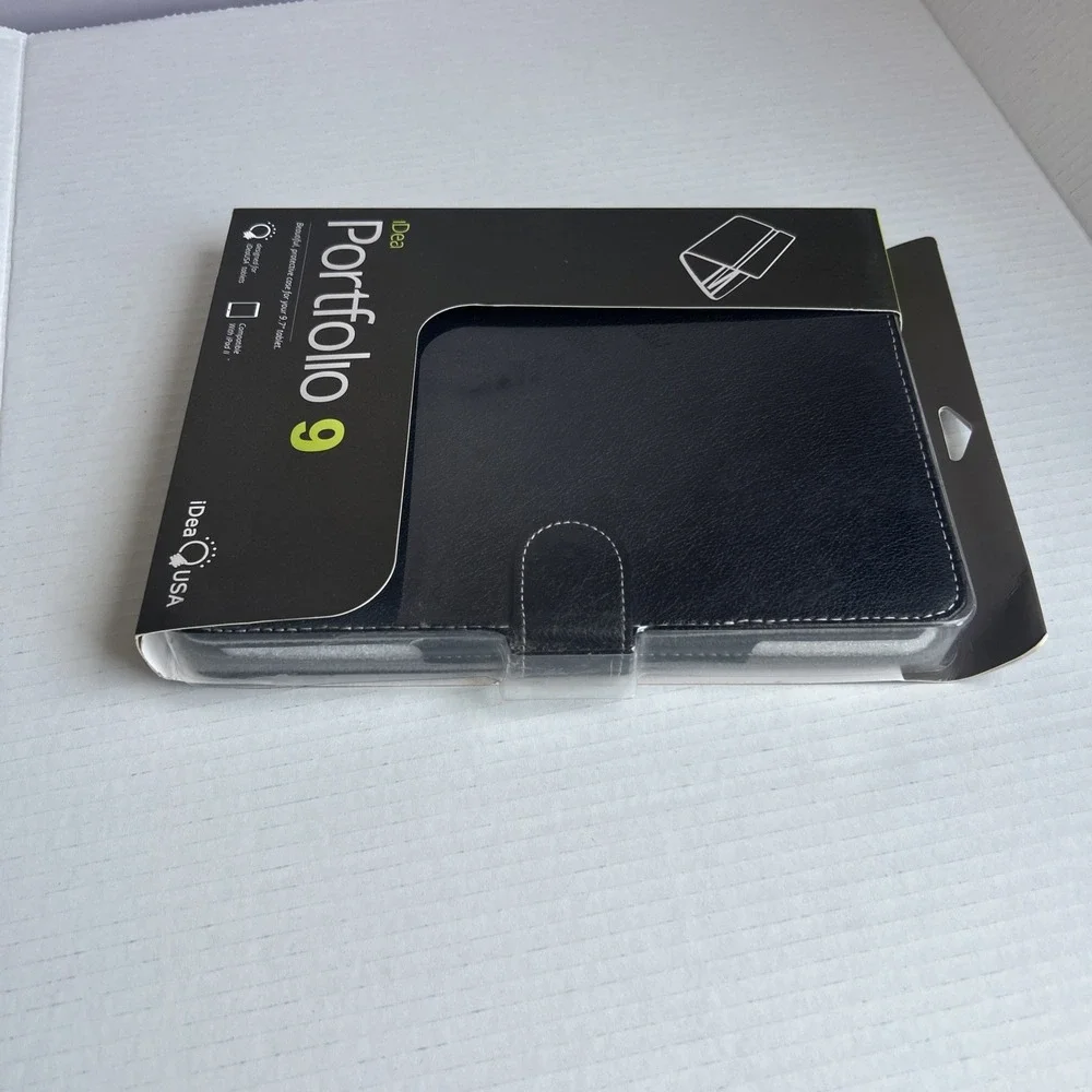 Portfolio 9 Leather Tablet Case - iPad II and Other 9.7